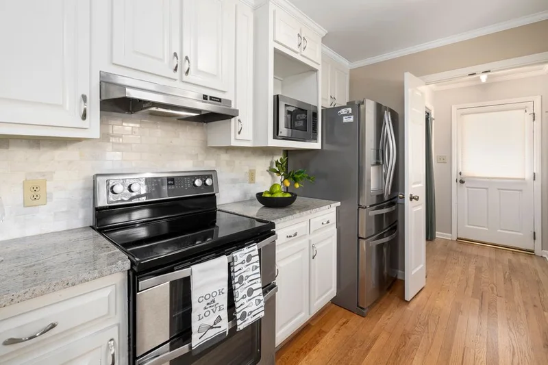 Cabinet Refacing Hickory